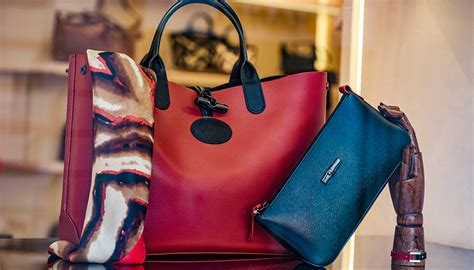 where to sell designer handbags